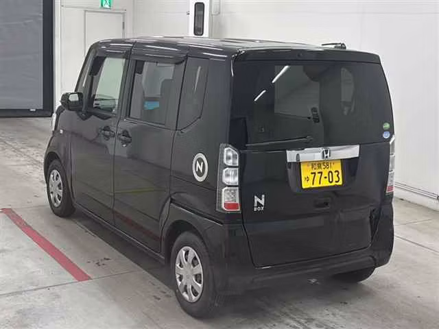 HONDA N-BOX