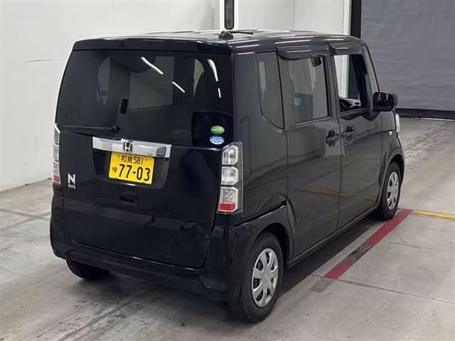 HONDA N-BOX
