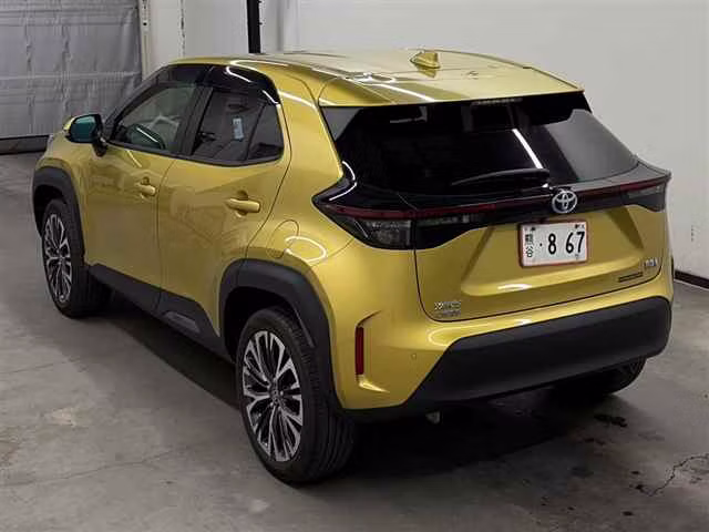 TOYOTA YARIS CROSS