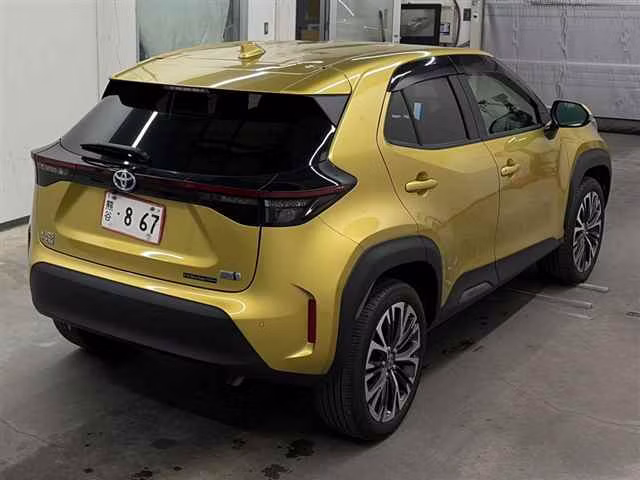 TOYOTA YARIS CROSS