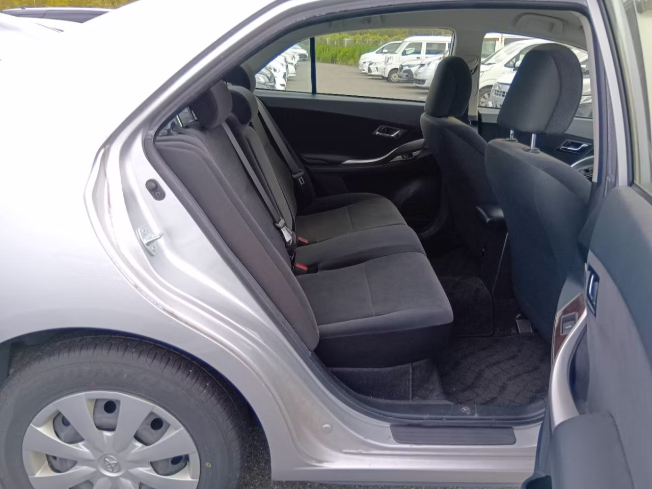 TOYOTA PREMIO