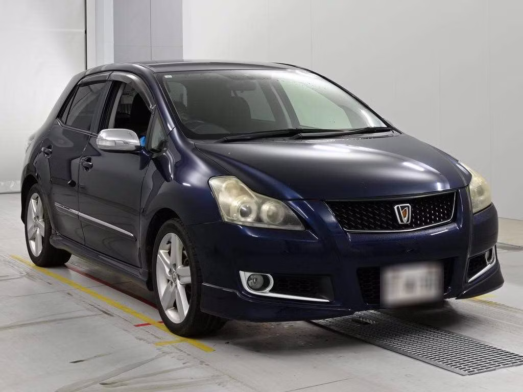 TOYOTA BLADE