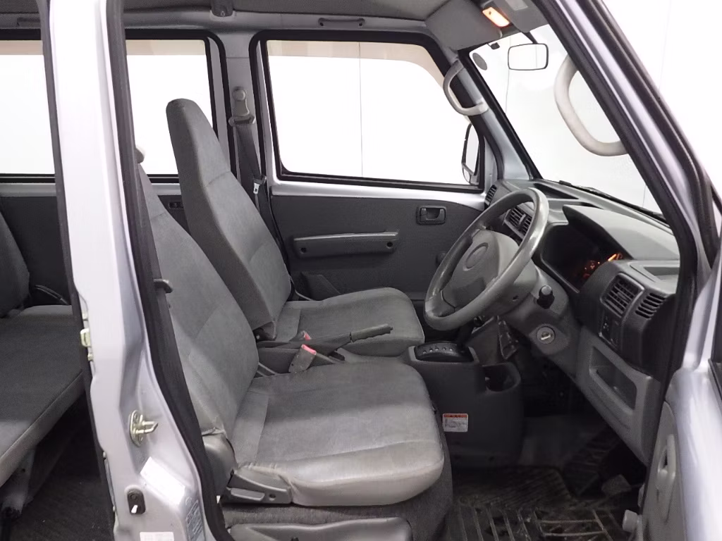 MITSUBISHI MINICAB