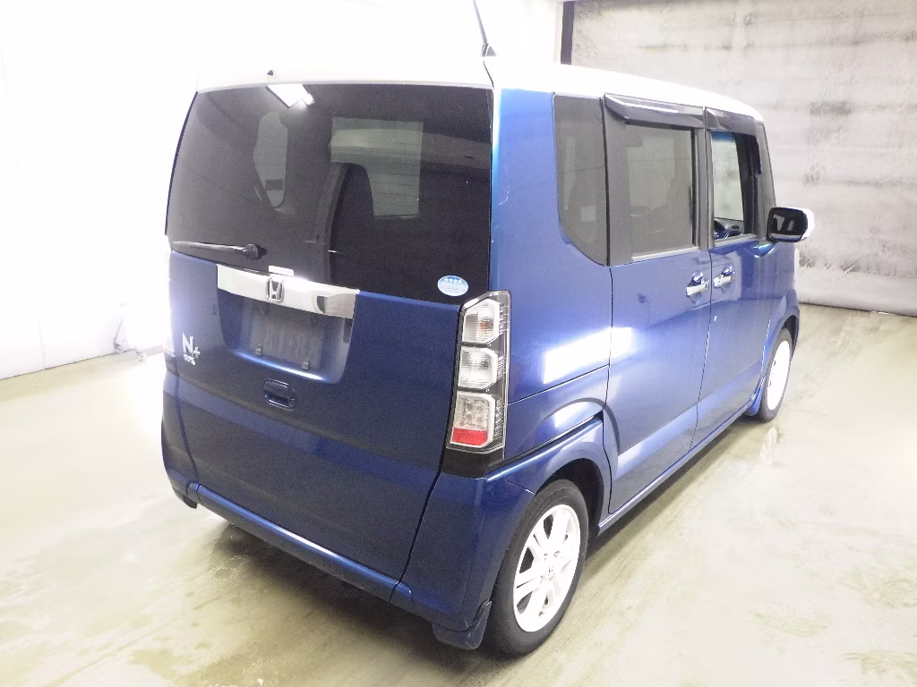 HONDA N-BOX+
