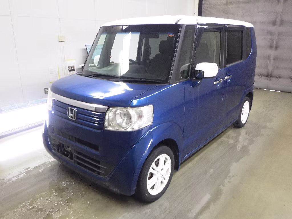 HONDA N-BOX+