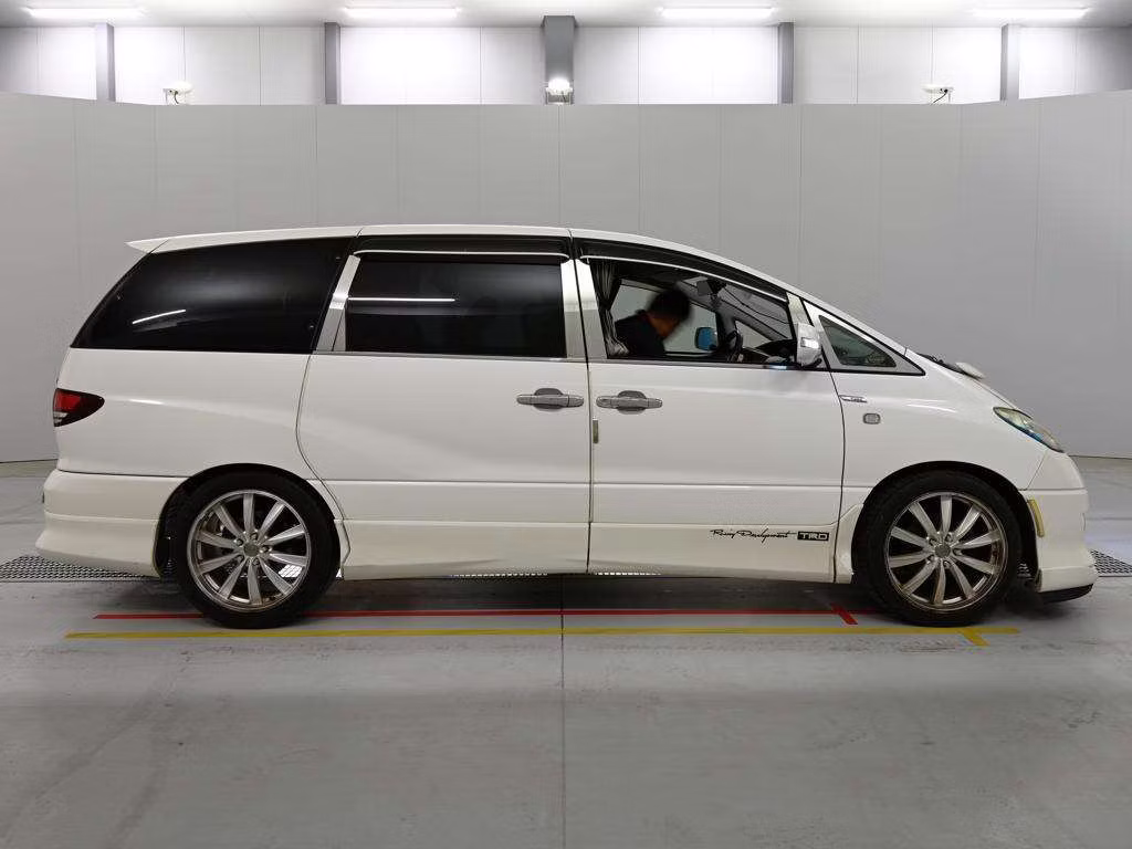 TOYOTA ESTIMA