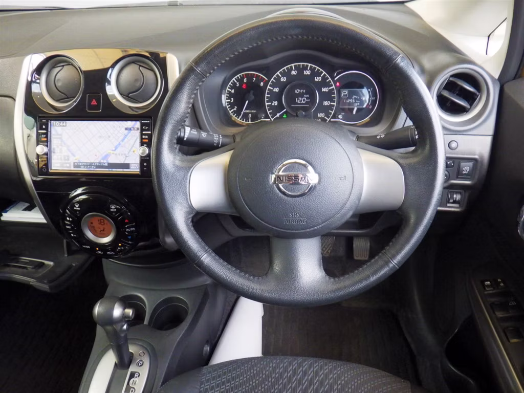 NISSAN NOTE