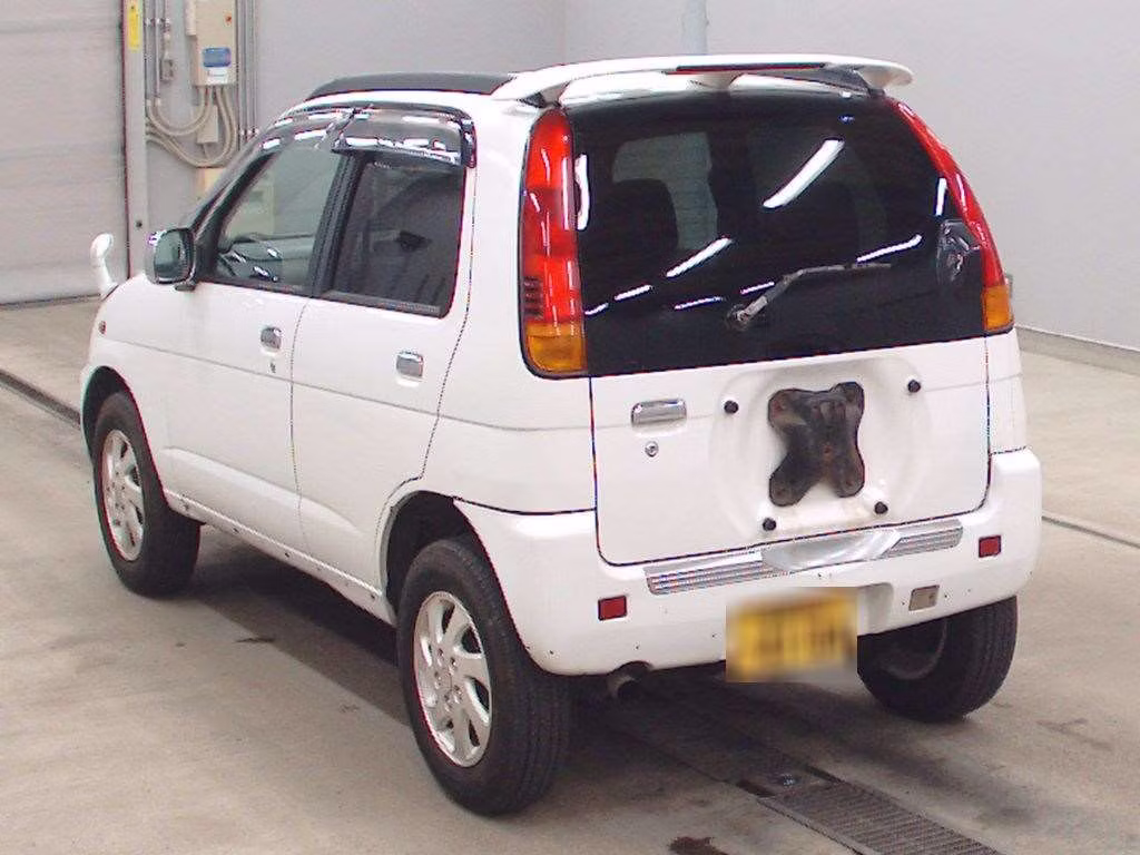 DAIHATSU TERIOS KID