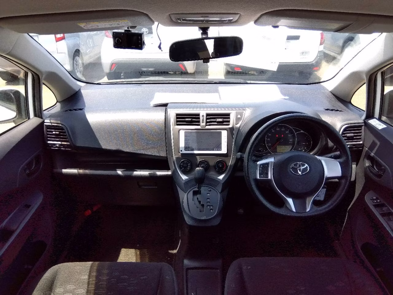 TOYOTA RACTIS
