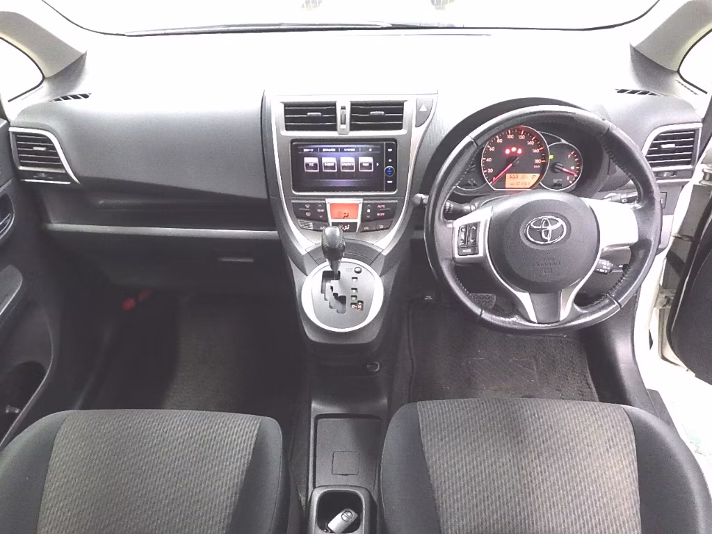 TOYOTA RACTIS