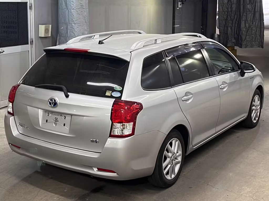 TOYOTA COROLLA FIELDER