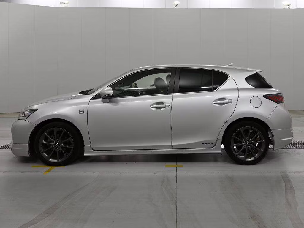LEXUS CT200H