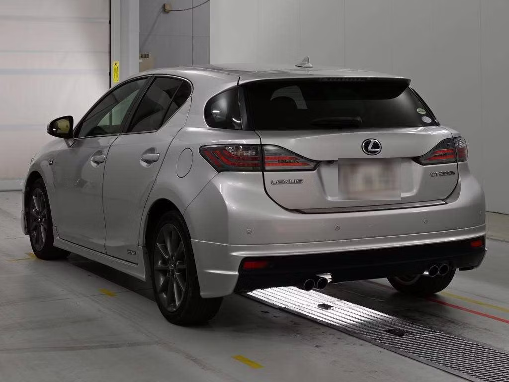 LEXUS CT200H