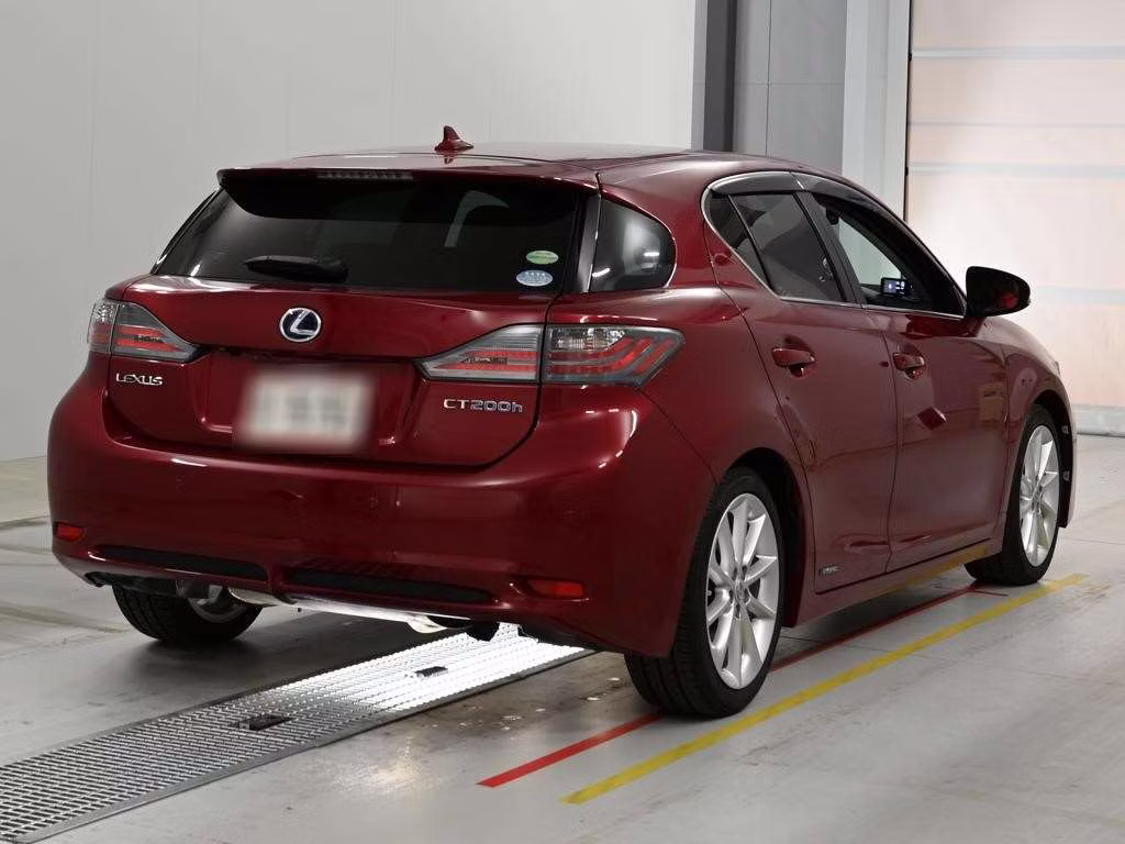 LEXUS CT200H