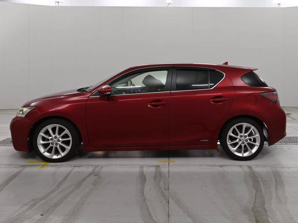 LEXUS CT200H