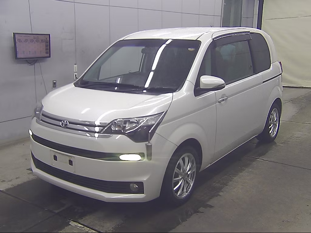 TOYOTA SPADE
