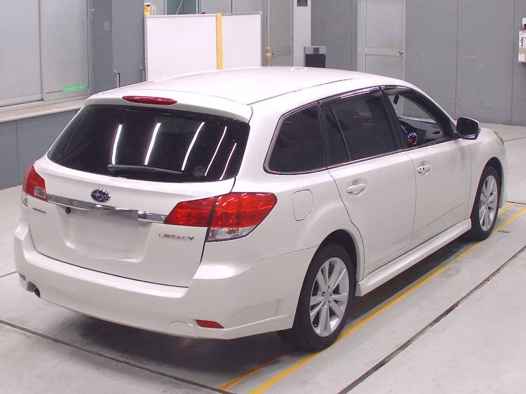 SUBARU LEGACY