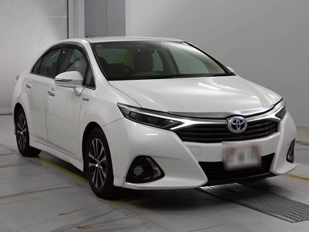 TOYOTA SAI
