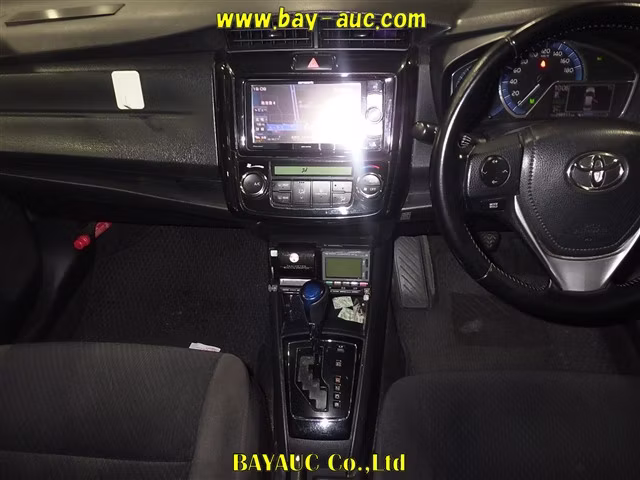 TOYOTA COROLLA AXIO