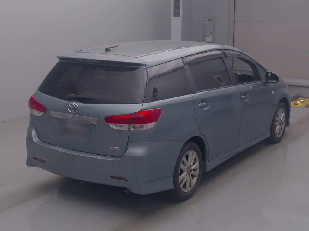 TOYOTA WISH