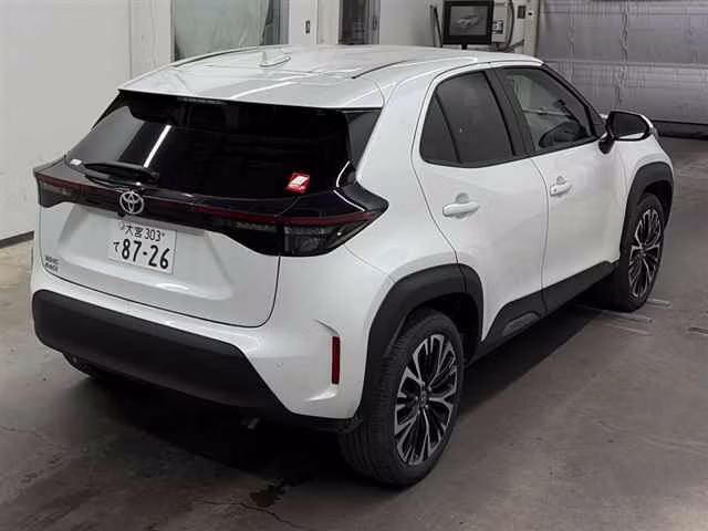 TOYOTA YARIS CROSS