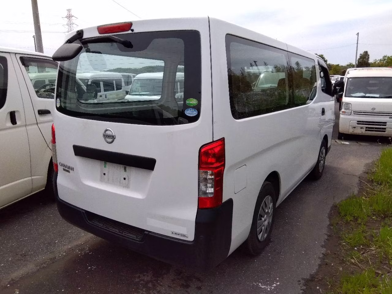 NISSAN NV350 CARAVAN