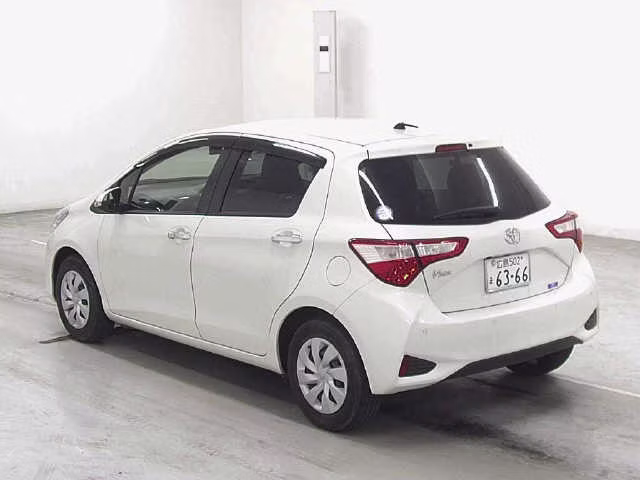 TOYOTA VITZ