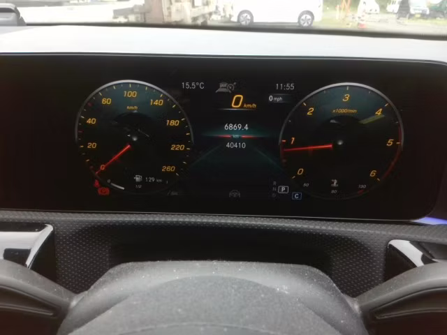 MERCEDES-BENZ CLA-CLASS