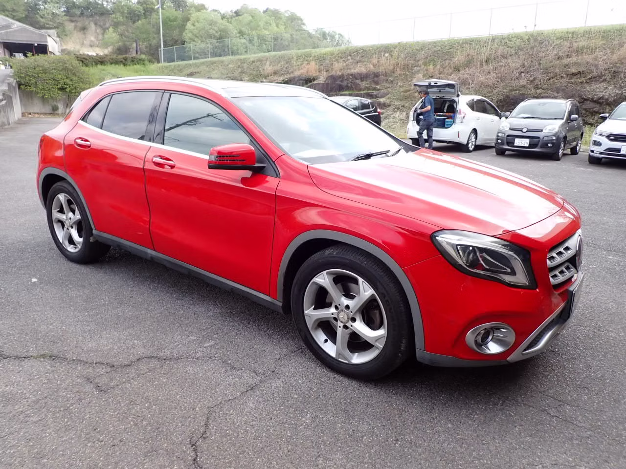 MERCEDES-BENZ GLA-CLASS