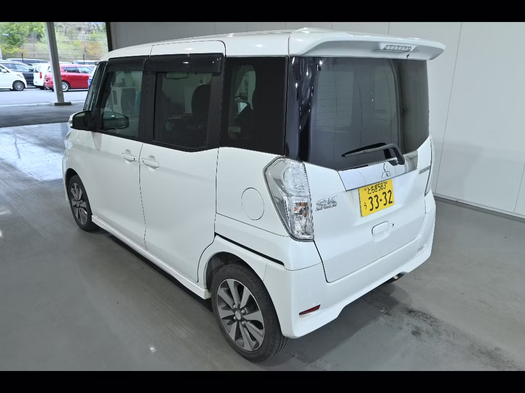 MITSUBISHI EK SPACE
