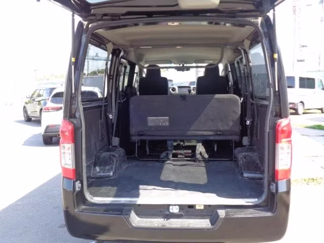 NISSAN NV350 CARAVAN