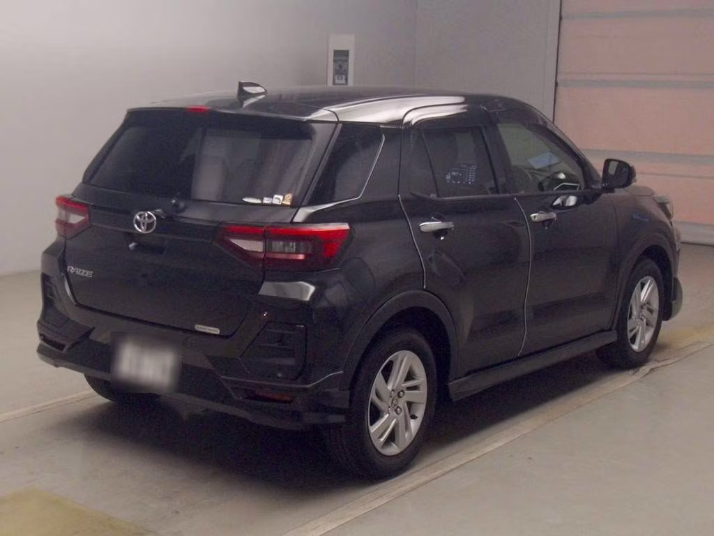 TOYOTA RAIZE