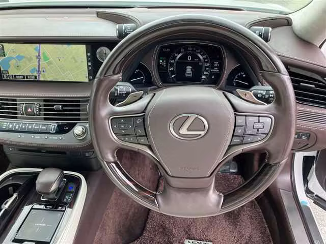 LEXUS LS500H