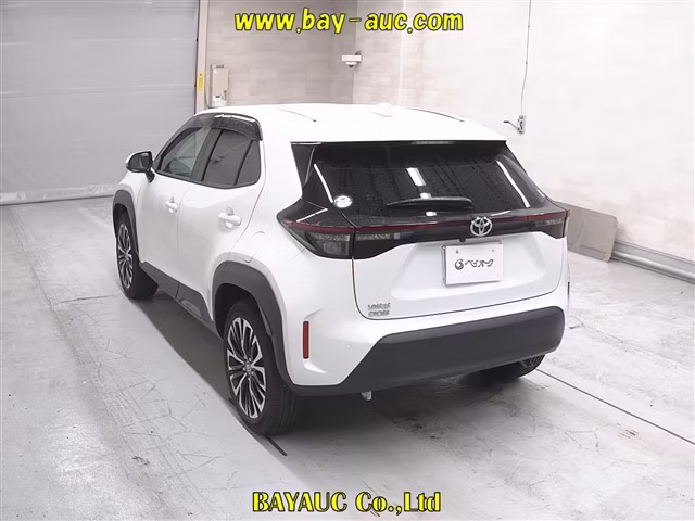 TOYOTA YARIS CROSS