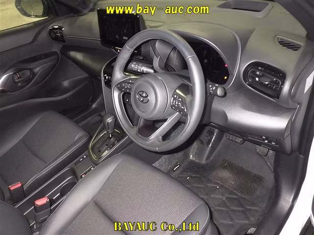 TOYOTA YARIS CROSS