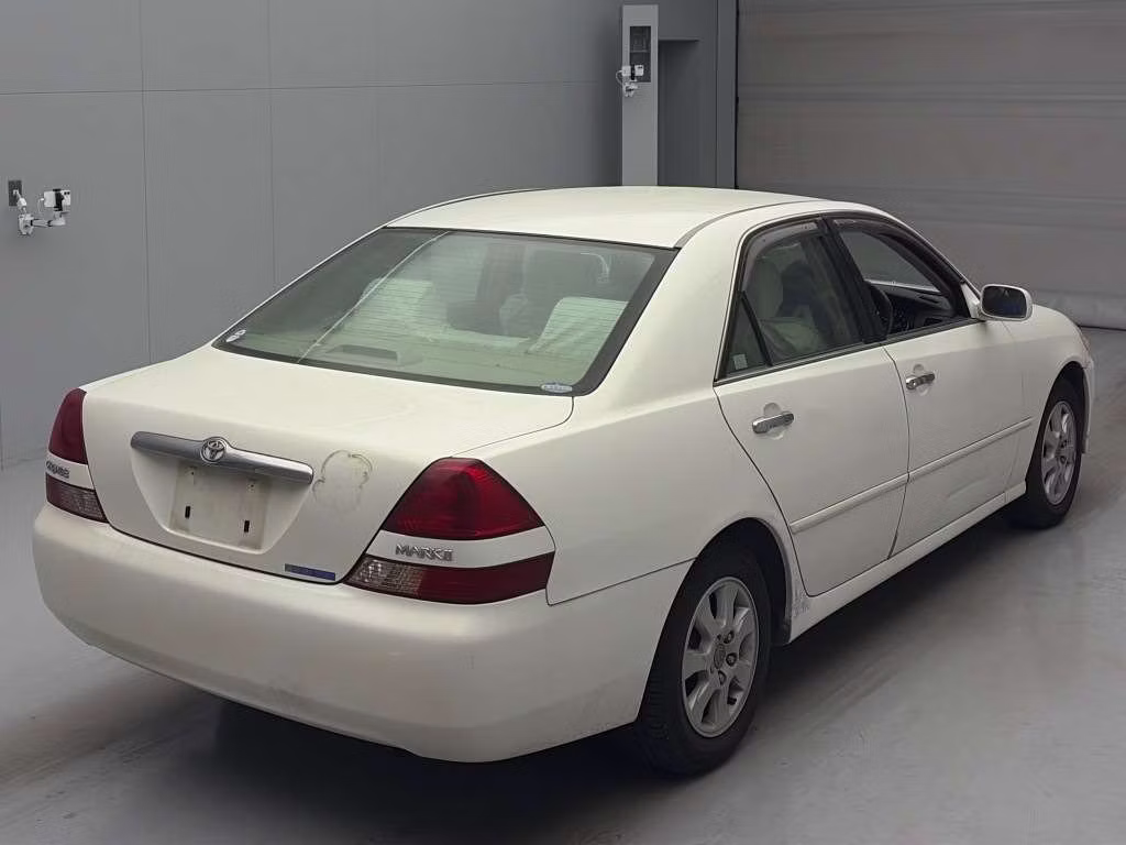 TOYOTA MARK II
