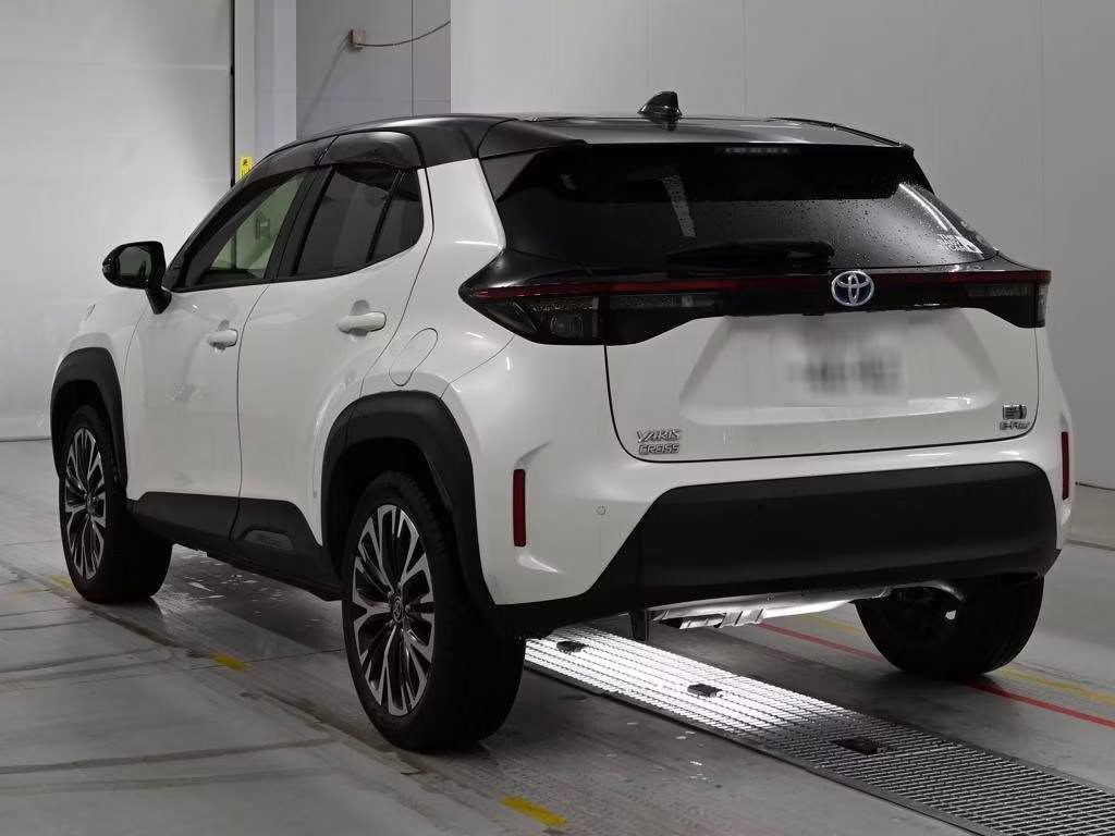 TOYOTA YARIS CROSS