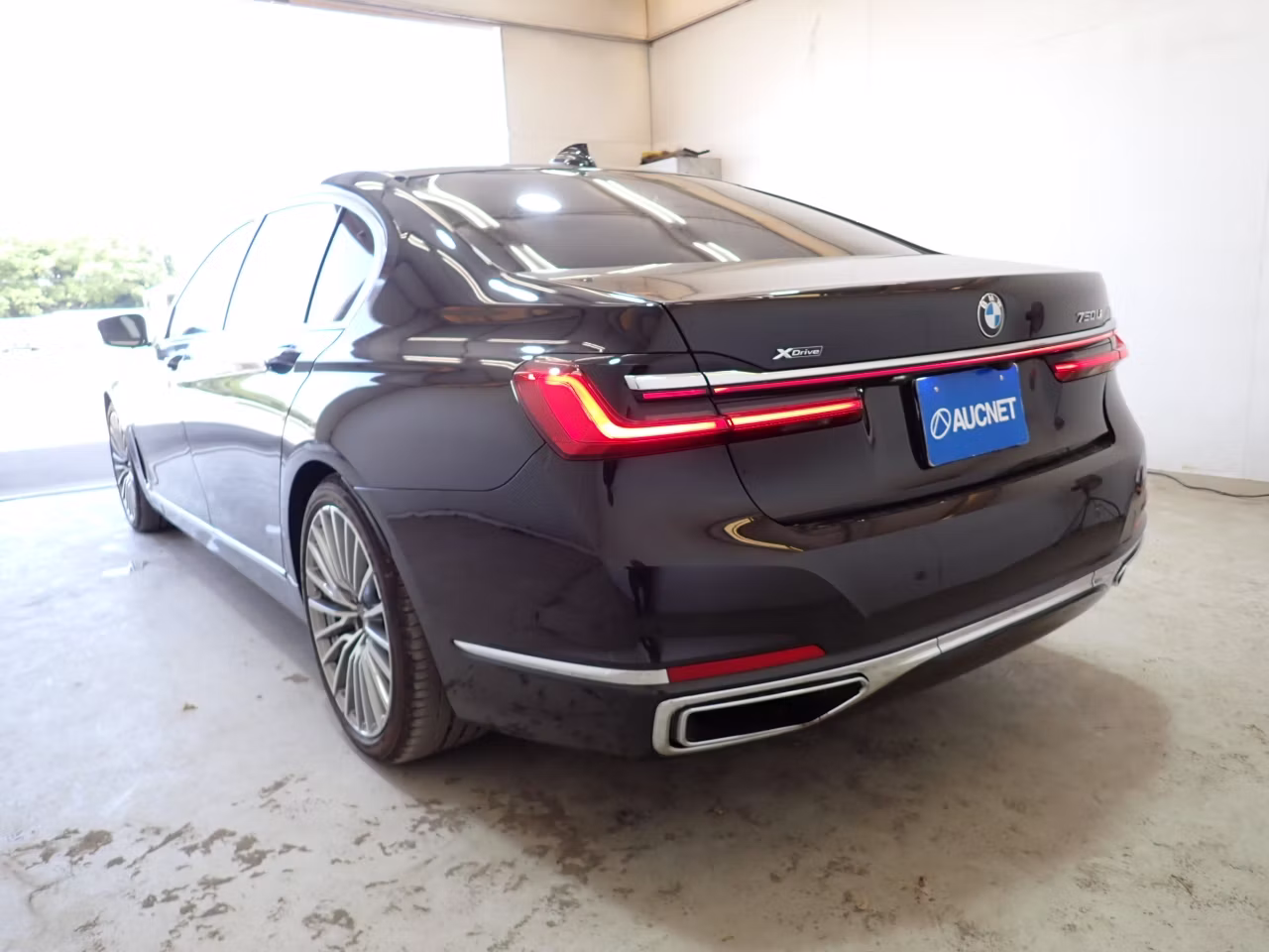 BMW 7-SERIES