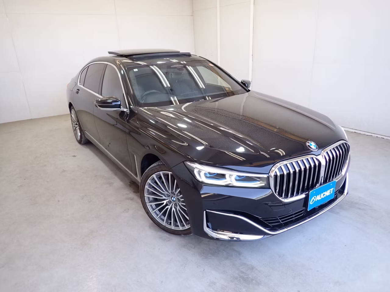 BMW 7-SERIES