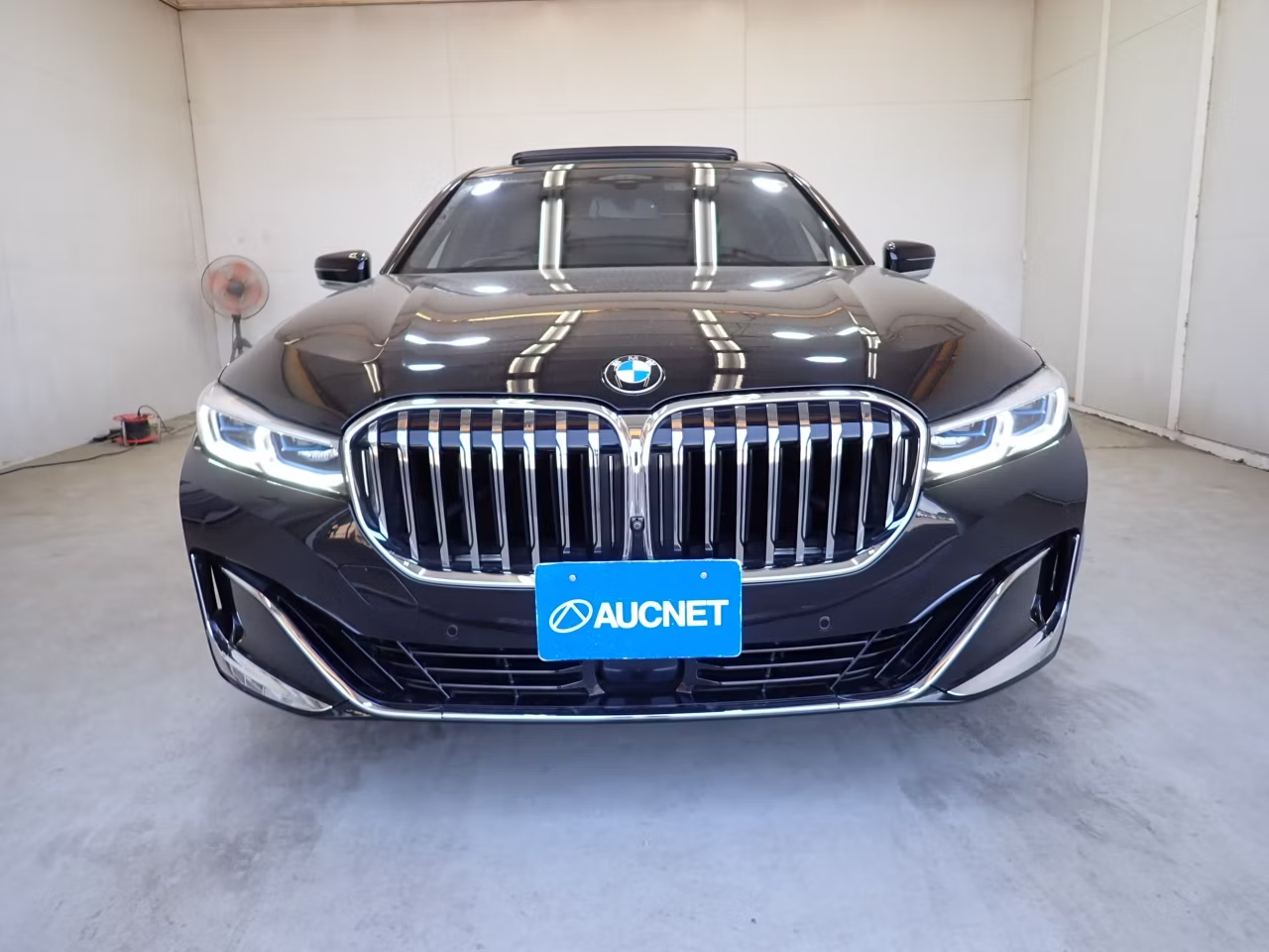 BMW 7-SERIES