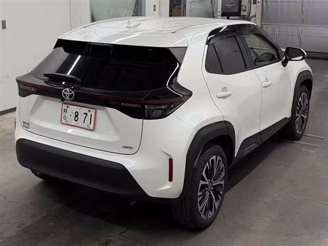 TOYOTA YARIS CROSS