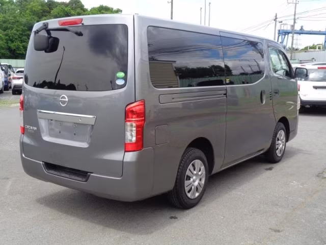 NISSAN NV350 CARAVAN