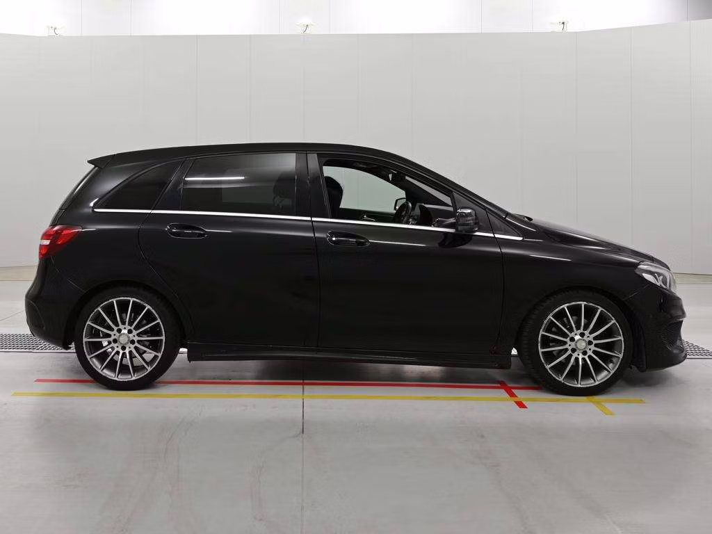 MERCEDES-BENZ B-CLASS