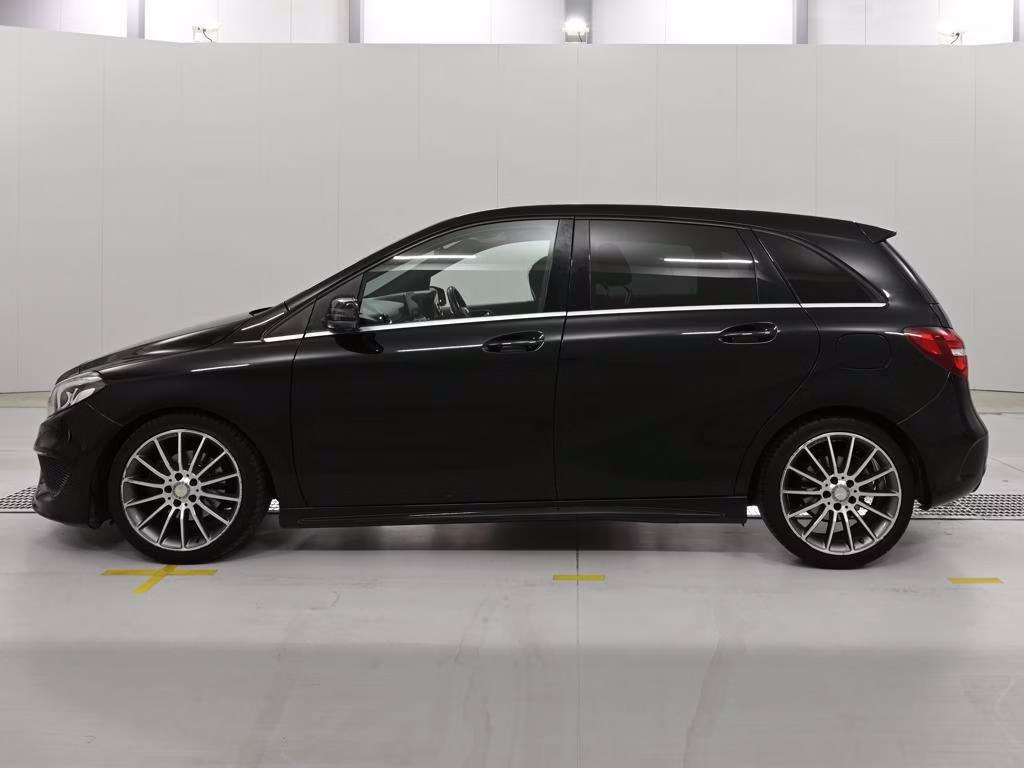 MERCEDES-BENZ B-CLASS