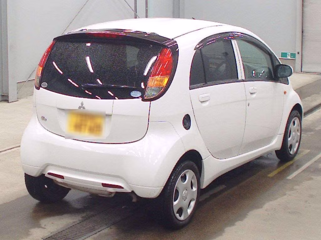 MITSUBISHI I