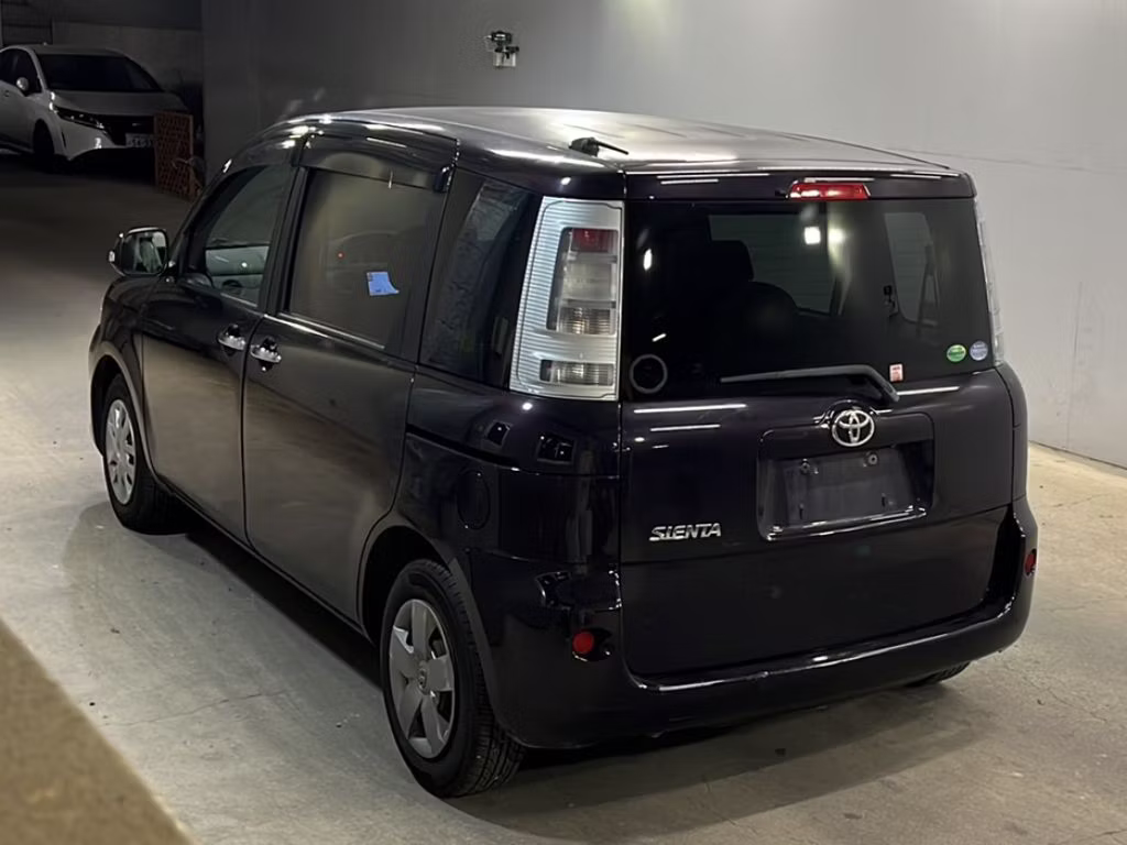 TOYOTA SIENTA