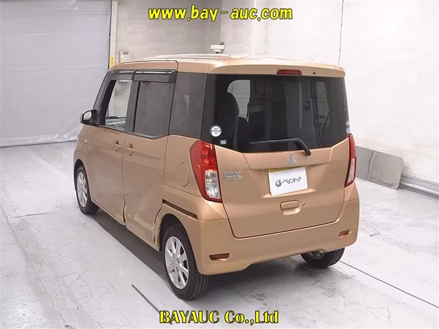 MITSUBISHI EK SPACE