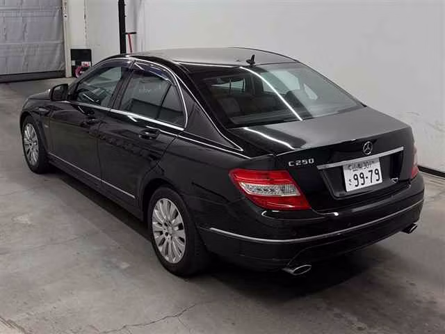 MERCEDES-BENZ C-CLASS