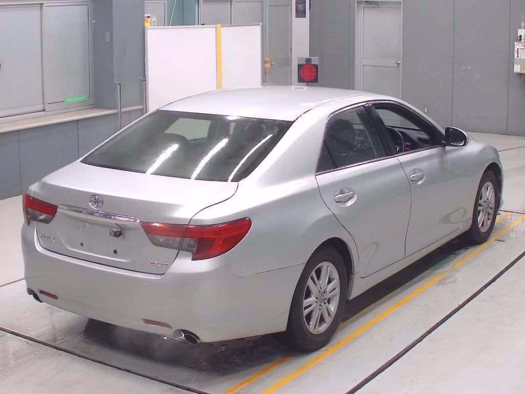TOYOTA MARK X