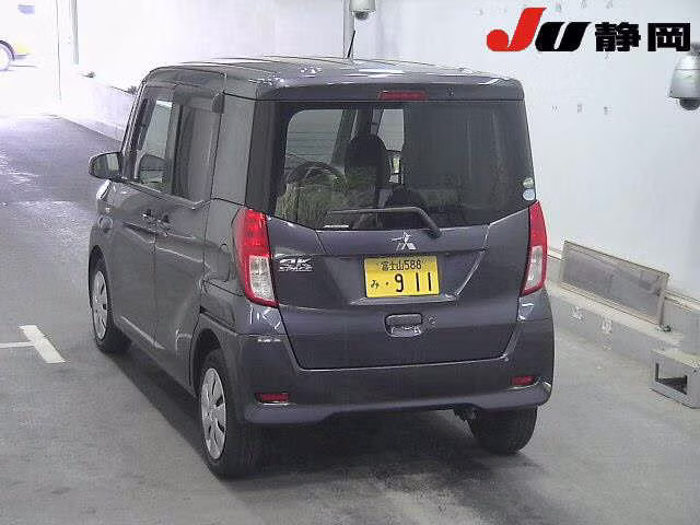 MITSUBISHI EK SPACE